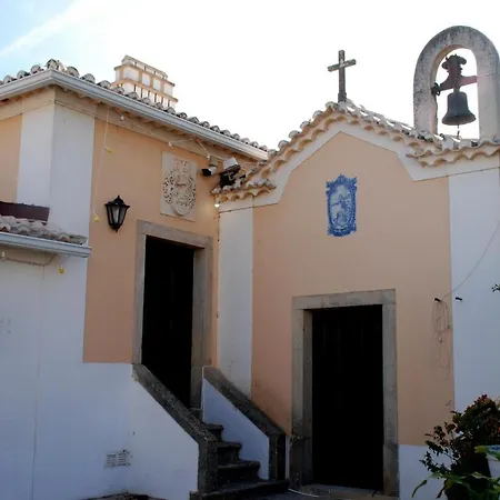 With 2 Bedrooms In Alenquer, With Wonderful Mountain View, Private Pool... Διαμέρισμα